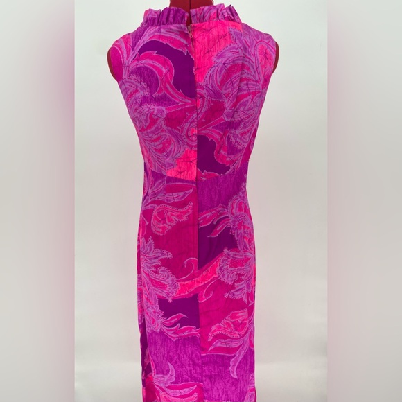 1960s Vibrant Neon Pink Hawaiian Maxi Sundress With Psychedelic Print - Picture 4 of 9